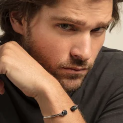 Shop Bracelet jonc tête de mort avec pavé Femme Joncs Et Manchettes|Joncs Et Manchettes