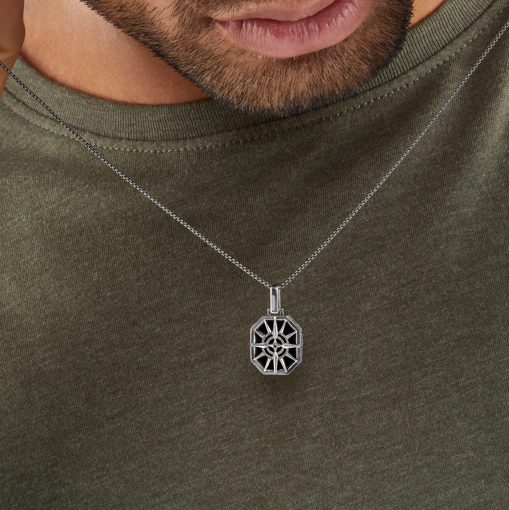 New Pendentif boussole étoile noir Femme Pendentifs|Pendentifs