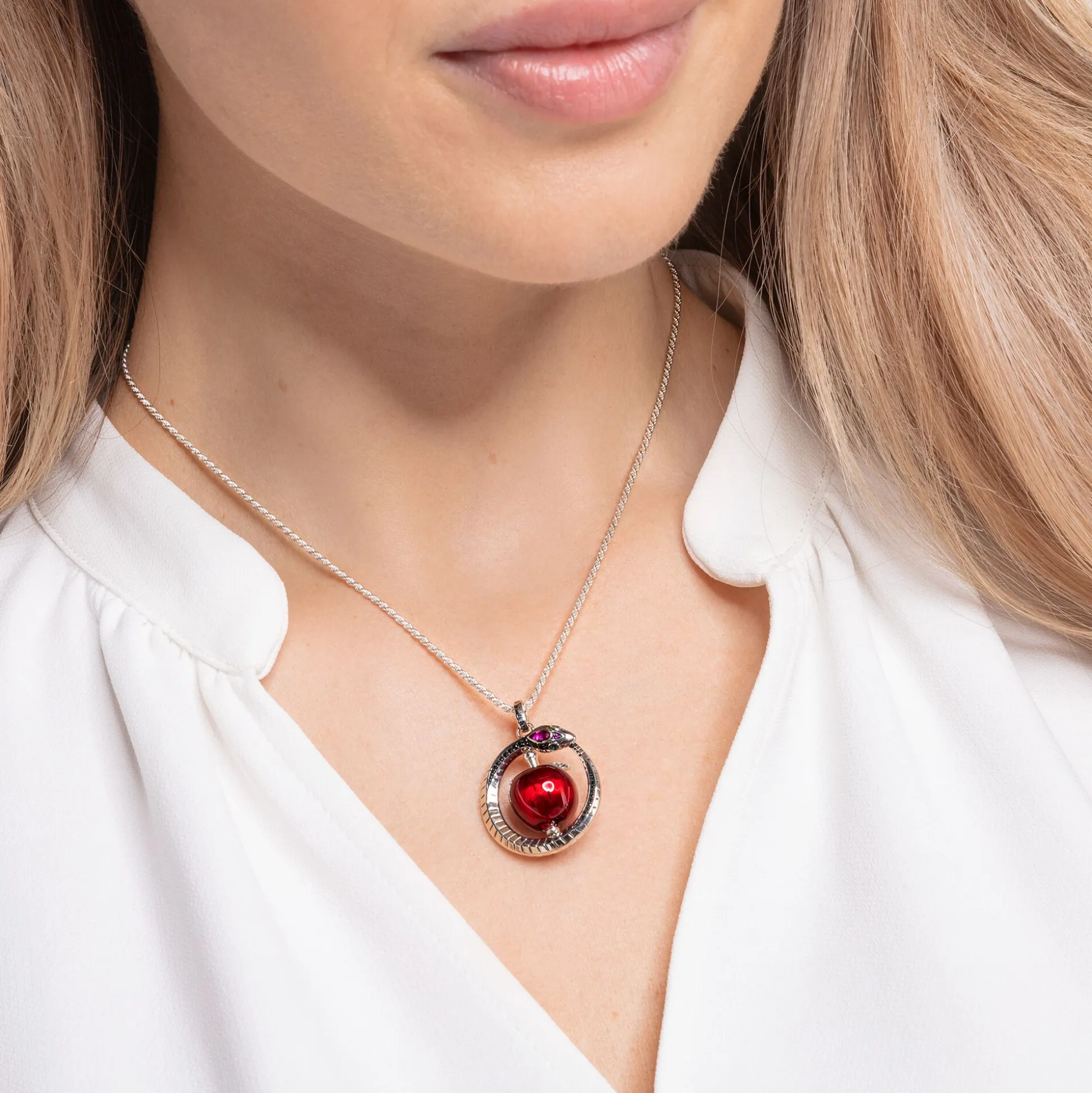 Discount Pendentif pomme avec serpent argent Femme Pendentifs